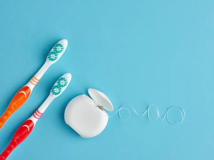 Case study highlighting Google Ads Search and Performance Max campaigns boosting sales and ROAS for a dental hygiene eCommerce consumer goods company.